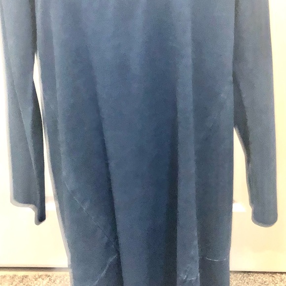 Ladies Dress - Picture 3 of 13